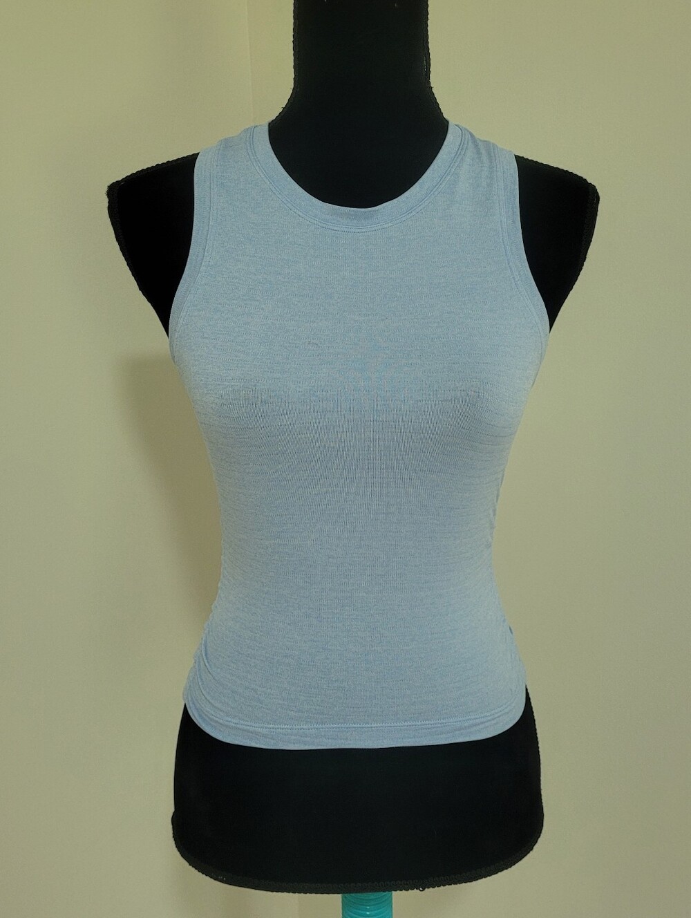 Lululemon Women's License to Train Tight-Fit Tank Top Small Monaco Blue Yoga